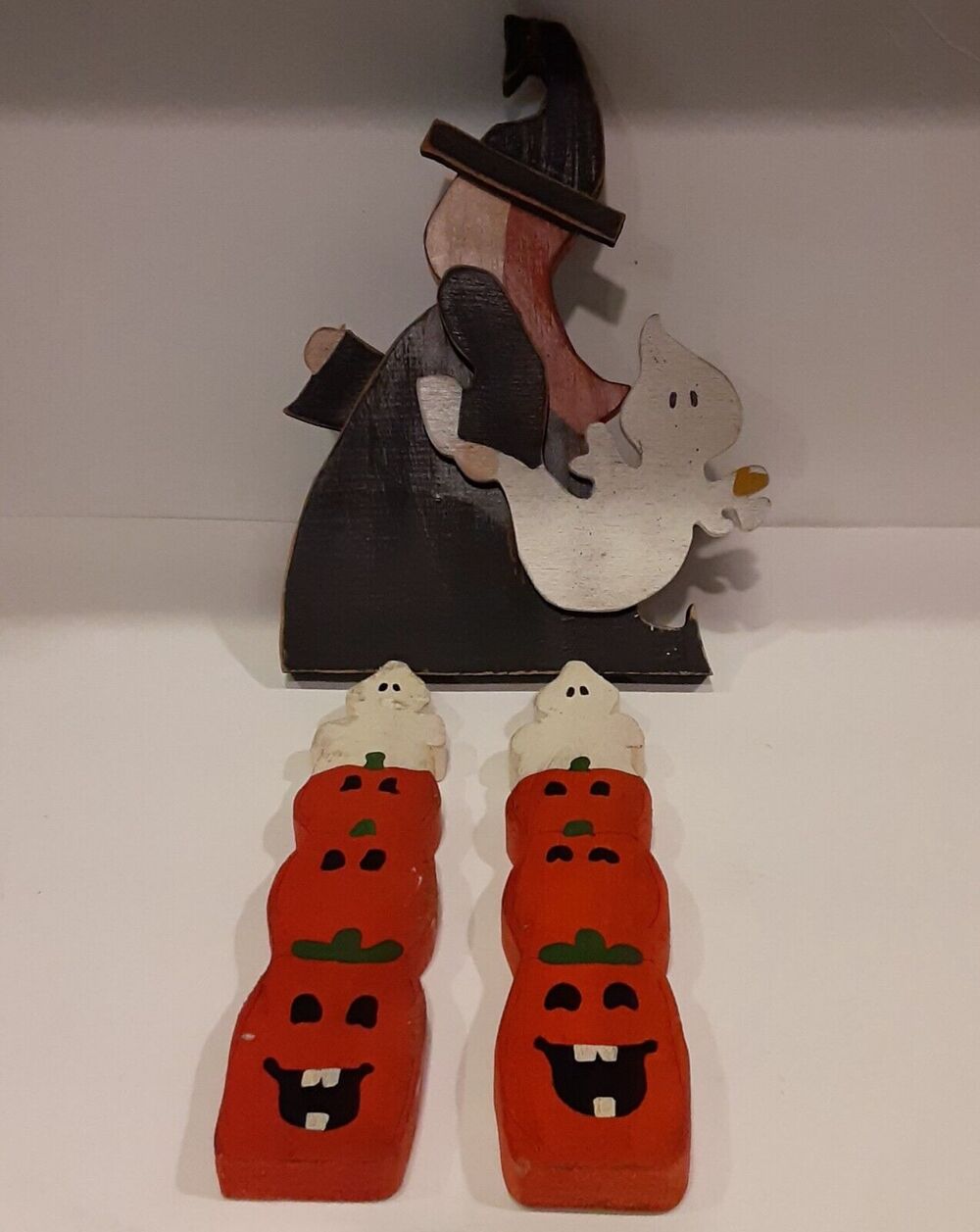 Vintage Craft Wooden Halloween Witch And Stacked Jack O Lanterns 1995